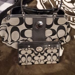 Coach purse and wallet